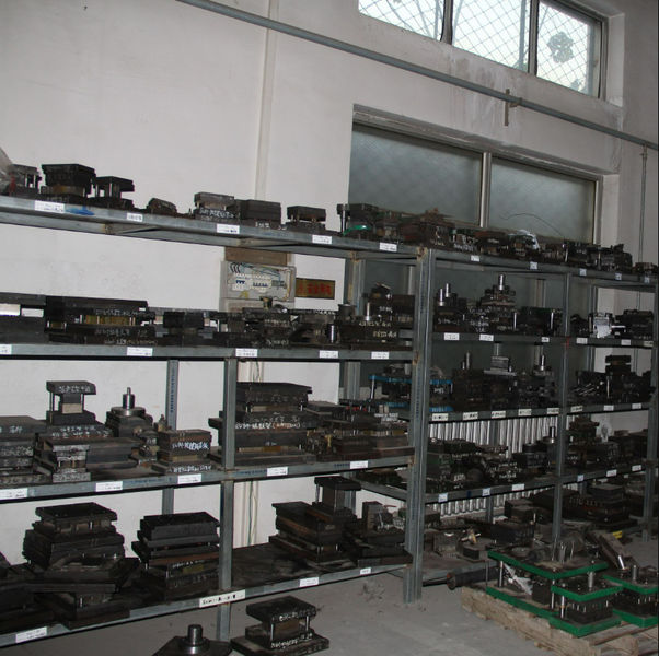 Hongum Technology (Shanghai) Co., Ltd línea de producción del fabricante